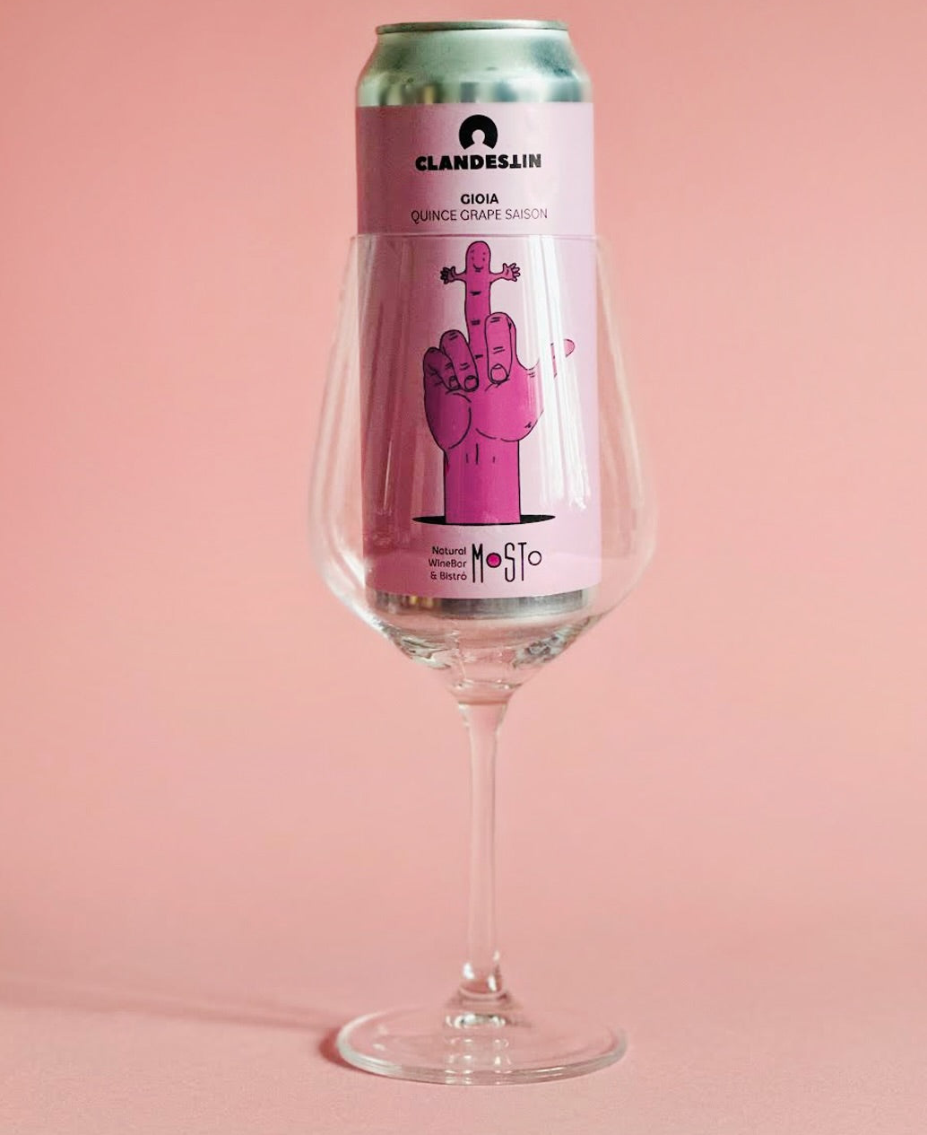 Modern and experimental craft beers from Romania. Discover the full range of beers from Clandestin Beers and order them online.
